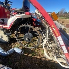 ヤンマー 田植機 RR400四条エンジンかからないのでジャンクとして部品取り