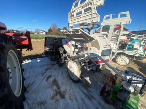 三菱 田植機 五条エンジンかからない為ジャンクとして部品取り用 三菱 田植機 五条エンジンかからない為ジャンクとして部品取り用
