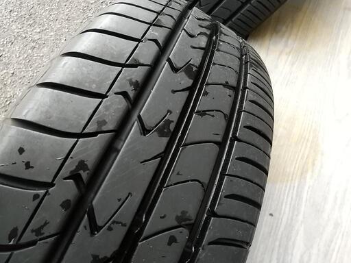 トヨタ純正鉄ホイール、キャプ70ノア