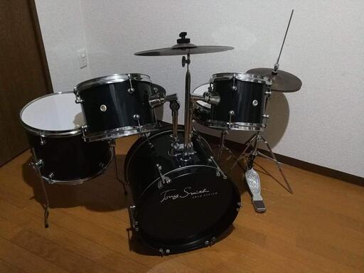 ドラム、取引中