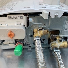 2021年 美品 リンナイ RUS-V53YT 瞬間湯沸かし器 LPガス 先止式 プロパン 小型 ホワイト 店舗用品 厨房機器 ガス器具Rinnai 大阪発 引取可