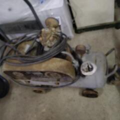 東芝エアーコンプレッサー