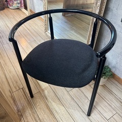 美容院の待合に使用されていた椅子(ブラック) 3脚