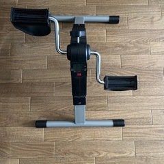 サイクリング型健康器具