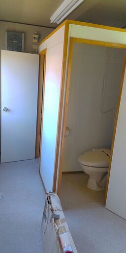 中古ユニットトイレハウス www.olhodaguadascunhas.ma.gov.br