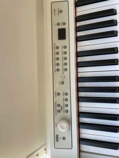 KORG電子ピアノ　白LP380  新品同様