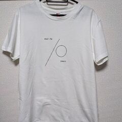 mol-74のTシャツ