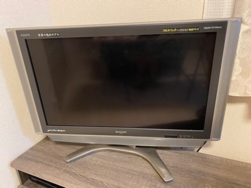 シャープ　アクオス　32型液晶テレビ