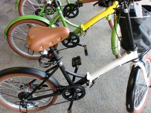 衝撃特価 折り畳み式　シマノ6段変速機　展示品 折りたたみ自転車