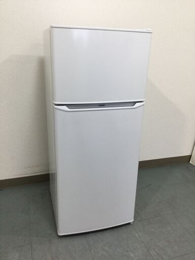 （3/1受渡済）JT6315【Haier/ハイアール 2ドア冷蔵庫】美品 2022年製 JR-N130B 130L 家電 キッチン 冷蔵冷凍庫