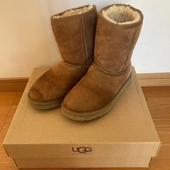 UGGブーツ、サイズ6