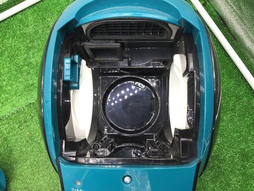 エコツール笠寺店】Makita/マキタ 充電式サイクロンクリーナ本体のみ