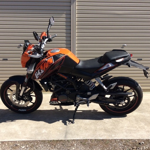 KTM Duke 125 2017年式 7800km フェンダーレス USB等カスタム