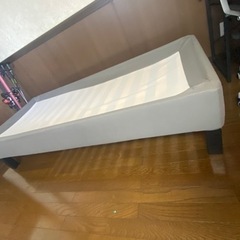 IKEA ベッドフレーム　　シングル
