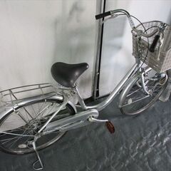 C557　限定特価　整備済み★ブリヂストン　カルーサ　シルバー　LEDオートライト★ 中古自転車 【24インチ 】 (*^▽^*) C557 限定特価 整備済み☆ブリヂストン カルーサ シルバー LEDオート