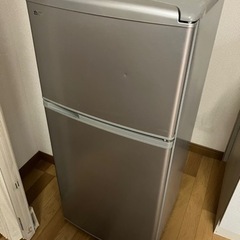 冷蔵庫　中古　サンヨー　SANYO 2008年製　シルバー