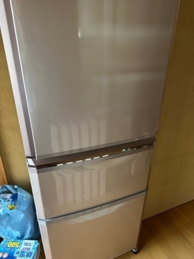 使わなくなったのでお譲りします。三菱冷凍冷蔵庫 相談中