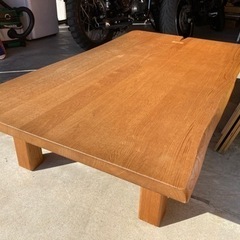 栗の木　テーブル