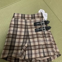 新品チェックショートパンツ　140 女の子　キッズ　春秋冬　お出かけ