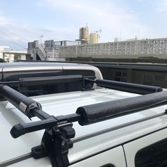 ルーフキャリア inno フルセット バー＆パッド4本付き - キャリア、ラック 