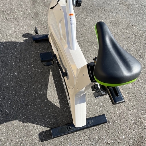 J2237 FITBOX エアロバイク FBX-002W_01 FITBOX 第3世代フィットネス 