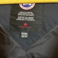 カナダグース　ダウン　取引中