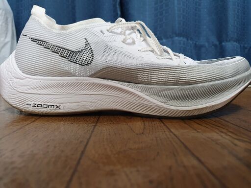 ナイキ ヴェイパーフライ 2 nike vaporfly next 2 売ります