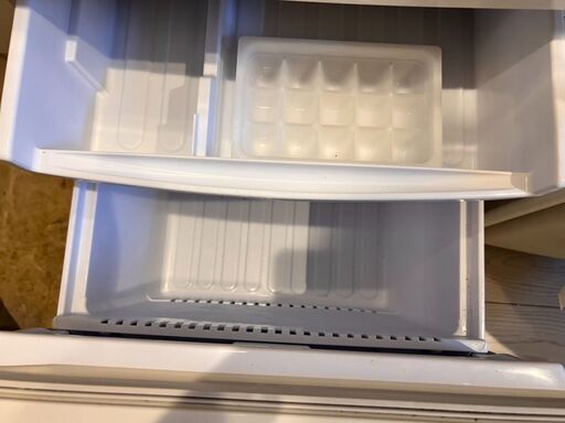 シャープ　冷凍冷蔵庫（137L）両開き対応
