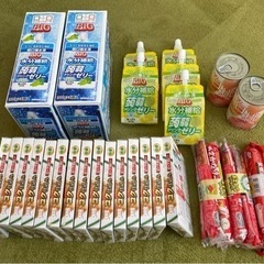 【非常食等に】レトルトカレー・魚肉ソーセージ・桃缶・ゼリー