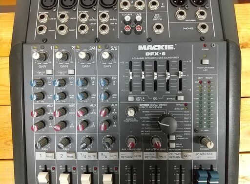 Mackie. DFX6 ミキサー　動作良好