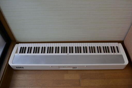 値下げ！！KORG B1 電子ピアノ 白コルグ キーボード 19製 鍵盤楽器