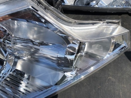 ステップワゴン RK1.2前期 ハロゲンヘッドライト