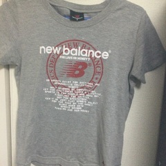 new balance レディースTシャツ　メンズも可