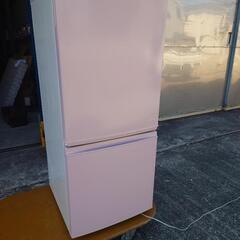 シャープ 137リットル　冷蔵庫　ピンク色　2014年