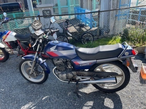 CB125T 実動中