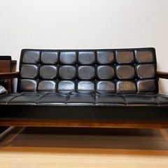 カリモク60 Kチェア2シーター W36143 スタンダードブラック アームトップ/ビーチ材