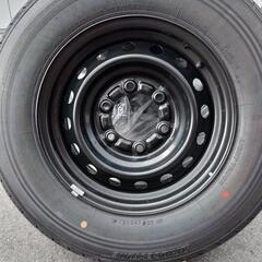 ハイエース　純正ホイール、タイヤ