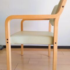 木製チェア（椅子）4点セット　快適な座り心地
