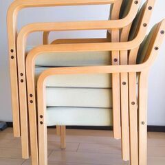 木製チェア（椅子）4点セット　快適な座り心地