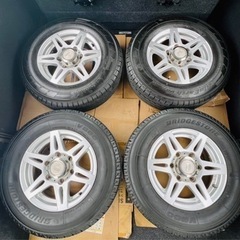 15×6 ET35 pcd139.7 6hハイエース　キャラバン　アルミホイール BERGアルミホイール4本セット新品タイヤ付PCD139.7 6H 15インチ 6穴