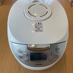東芝　TOSHIBA 炊飯器　5.5号炊き　RC-10HK