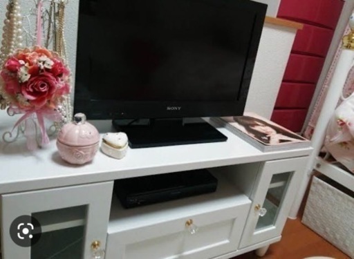 新品未使用品　テレビ台　ホワイト