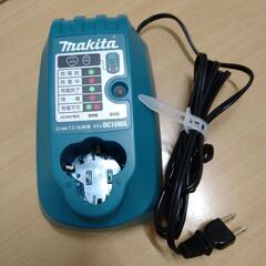 マキタ充電器（お話し中）