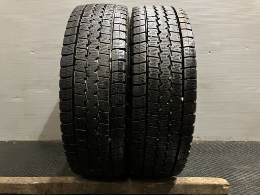 DUNLOP WINTER MAXX LT03M 205/70R16 111/109L LT 16インチ ライトトラック用 スタッドレス 2本 21年製 バリ溝 エルフ等　(MTT45)クレジットカード QRコード決済可能