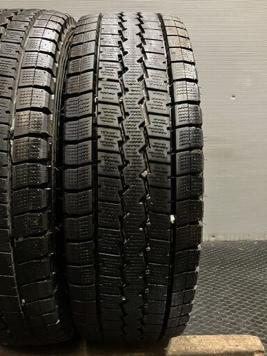 DUNLOP WINTER MAXX LT03M 205/70R16 111/109L LT 16インチ ライトトラック用 スタッドレス 2本 21年製 バリ溝 エルフ等　(MTT45)クレジットカード QRコード決済可能