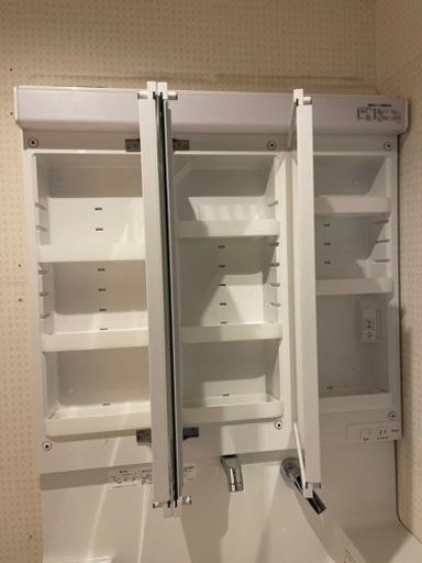 洗面化粧台 もう直ぐ消去します。お早めに