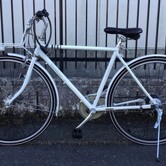 ＜整備・美品＞ブリヂストン・マークローザ・27インチ・シティクロスバイク・ホワイト・シマノ6段変速 点灯虫LEDライト・洗車済みでピカピカ♪