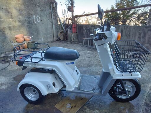 ⭐ホンダジャイロX FI TD02 白 最新モデル 静かに走ります ノーヘルの