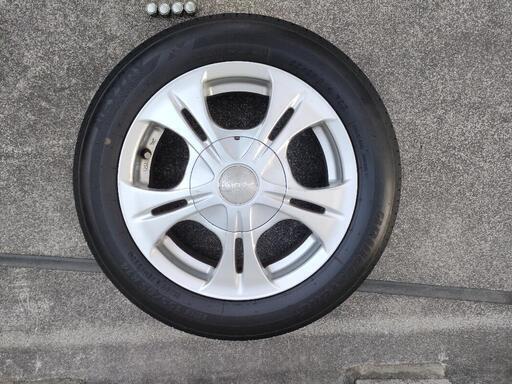 ㉚155/65R14 新品タイヤ4本とホイールとナット付き 即納分 自動車