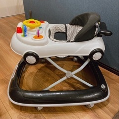 歩行器 エンジョイレーサー 赤ちゃん おもちゃ 離乳食 椅子 イス